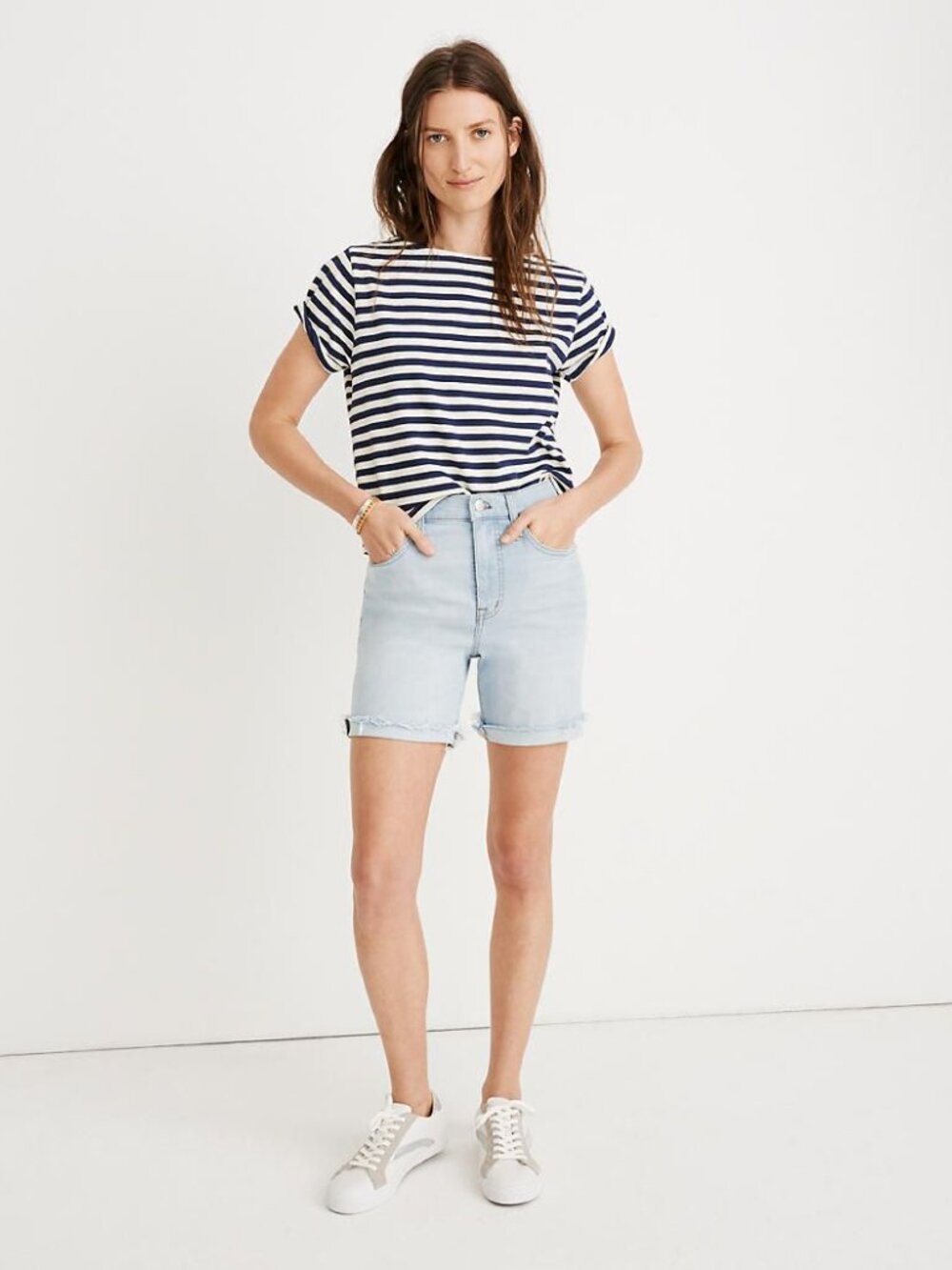 Madewell High-Rise Denim Mid-Length Shorts Light Wash Raw Hem Size 25